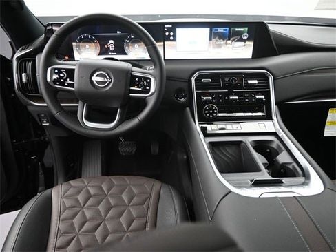 New 2026 Nissan Armada Platinum image 11