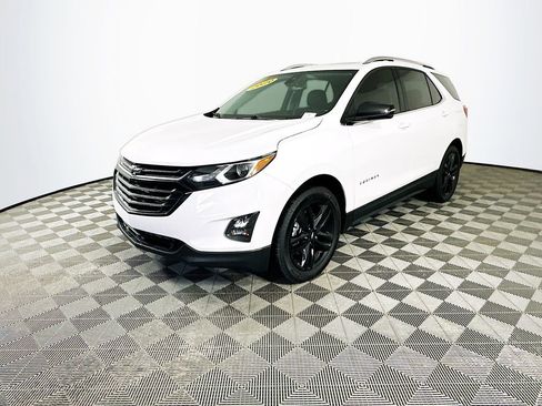 Used 2020 Chevrolet Equinox LT w/ Sport Edition image 5