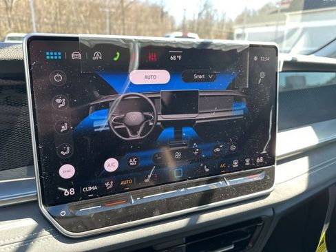 New 2026 Volkswagen Tiguan SE AWD/4WD image 20