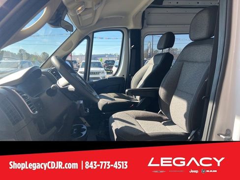 New 2025 RAM ProMaster 1500 w/ Quick Order Package 22G SLT image 12