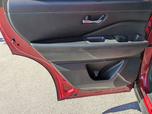 Certified 2022 Nissan Pathfinder SL image 21