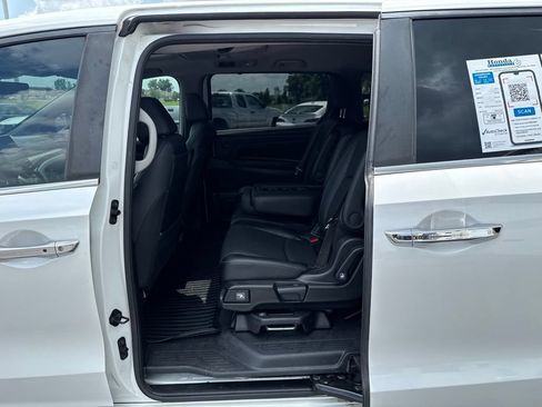 Used 2022 Honda Odyssey Touring image 35