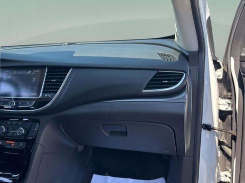 Used 2020 Buick Encore Preferred w/ Safety Package FWD image 32