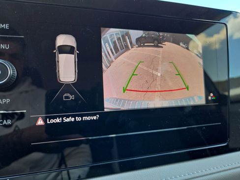 New 2026 Volkswagen Taos S FWD image 29