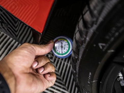 Used 2025 BMW M4 xDrive Competition w/ Executive Package image 19