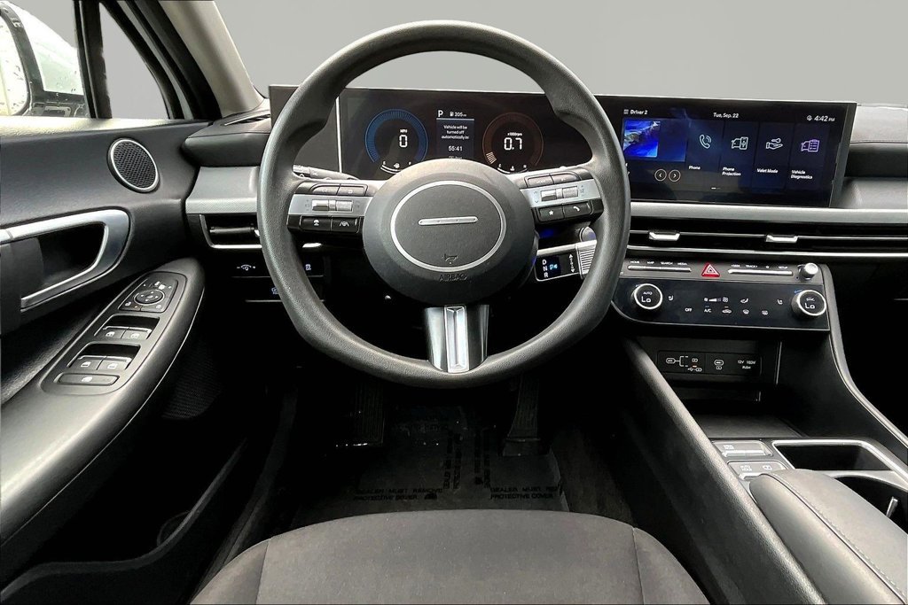 Used 2025 Hyundai Sonata SEL FWD image 10