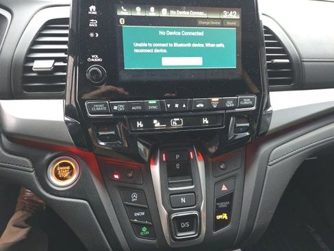 Used 2024 Honda Odyssey Sport image 14