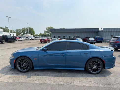 Used 2020 Dodge Charger Scat Pack w/ Plus Group RWD image 7