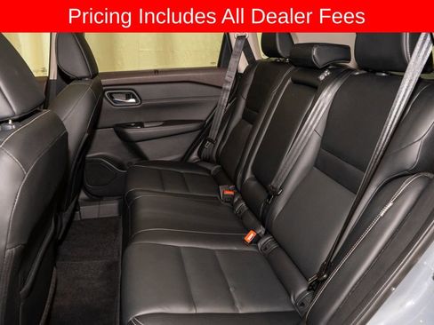 Used 2022 Nissan Rogue SL w/ SL Premium Package FWD image 9