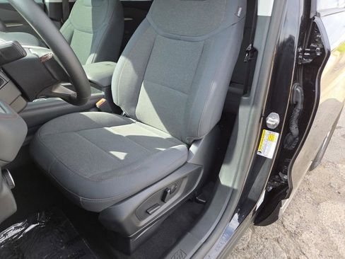 Used 2025 Ford Explorer Active RWD image 24