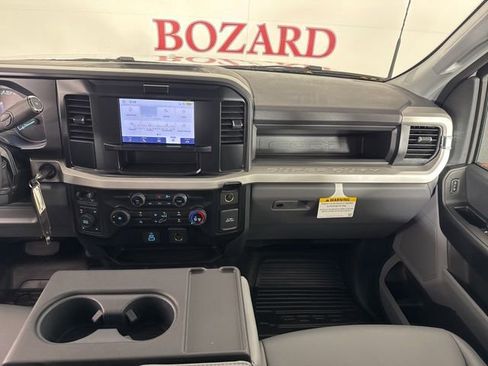 New 2026 Ford F250 XL w/ XL Chrome Package image 12