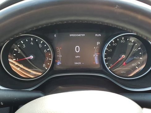 Used 2020 Jeep Compass Limited AWD/4WD image 21
