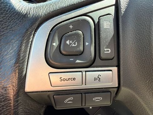 Used 2017 Subaru Outback 2.5i Premium AWD/4WD image 17