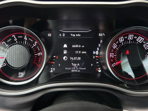 Used 2019 Dodge Challenger GT w/ Plus Package RWD image 28