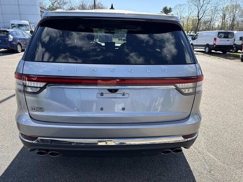 Used 2024 Lincoln Aviator Reserve w/ Elements Package Plus AWD/4WD image 4