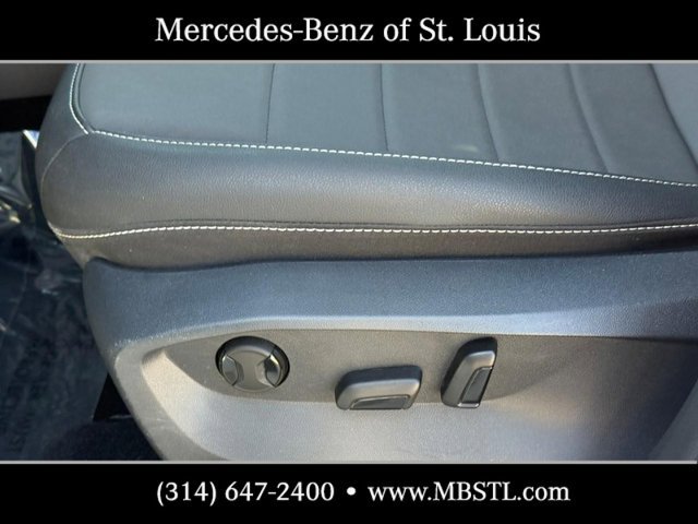 Used 2024 Volkswagen Taos SE w/ Panoramic Sunroof Package FWD image 20