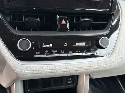 Certified 2024 Toyota Corolla Cross L image 26