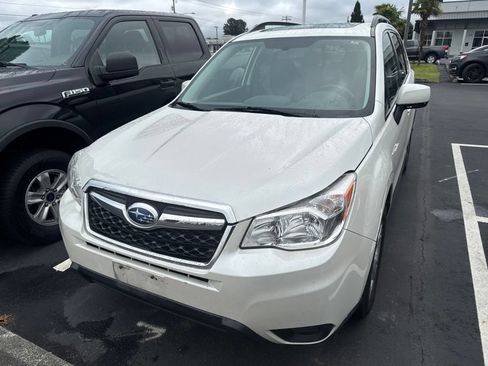Used 2015 Subaru Forester 2.5i Premium AWD/4WD image 1