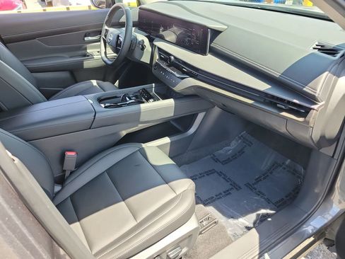Used 2025 Nissan Murano SV FWD image 19