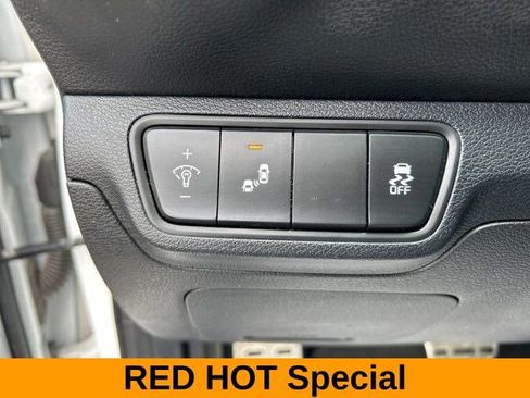 Used 2023 Kia Forte GT-Line image 19