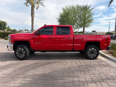 Used 2016 Chevrolet Silverado 2500 LT w/ LT Fleet Convenience Package AWD/4WD image 2