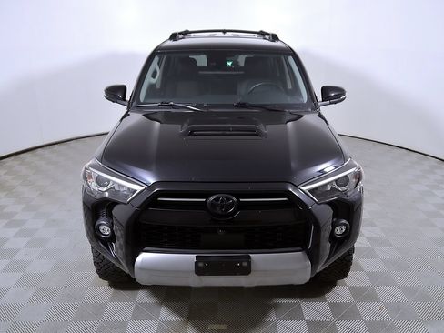 Used 2022 Toyota 4Runner TRD Off-Road Premium AWD/4WD image 4
