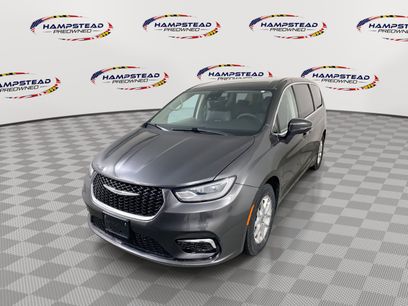 Used 2023 Chrysler Pacifica Touring-L