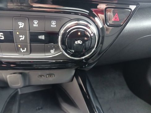 New 2026 Chevrolet Trax RS w/ Sunroof Package image 26