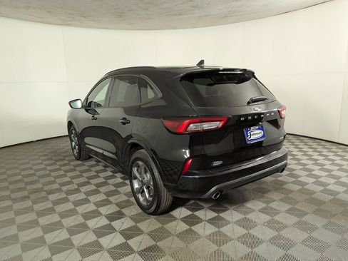 Used 2023 Ford Escape ST-Line image 4