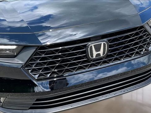 Used 2023 Honda Accord EX image 27