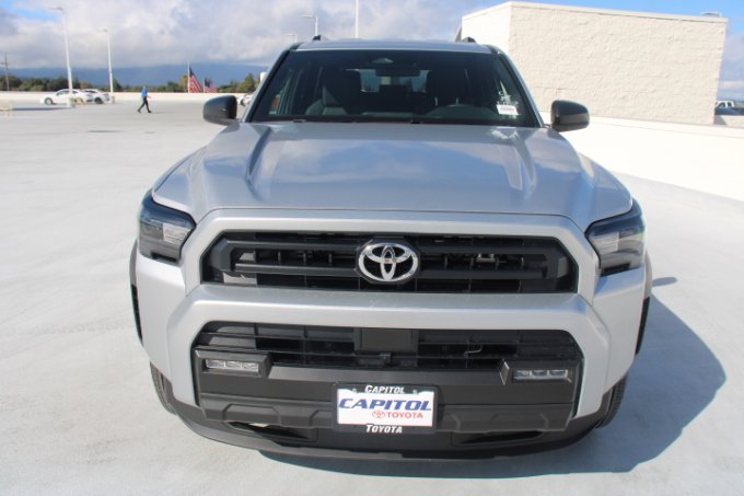 New 2026 Toyota 4Runner SR5 AWD/4WD image 8