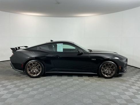 Used 2026 Ford Mustang GT Premium w/ GT Performance Package RWD image 4