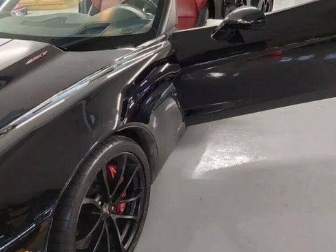 Used 2013 Chevrolet Corvette 427 w/ 1SB Preferred Equipment Group RWD image 10