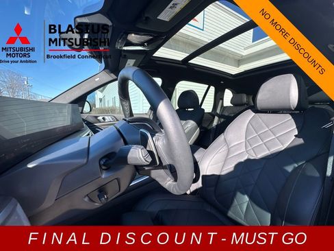 Used 2024 BMW X5 xDrive40i w/ Premium Package image 13