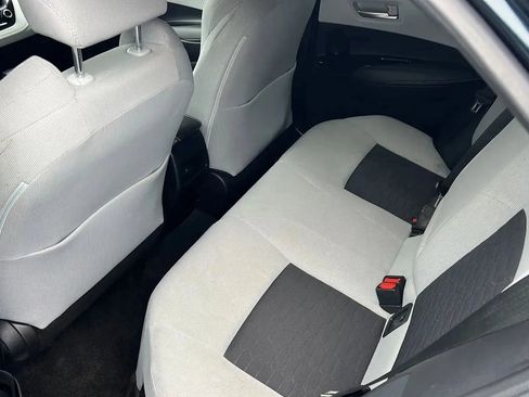 Used 2021 Toyota Corolla SE w/ SE Preferred Package FWD image 12