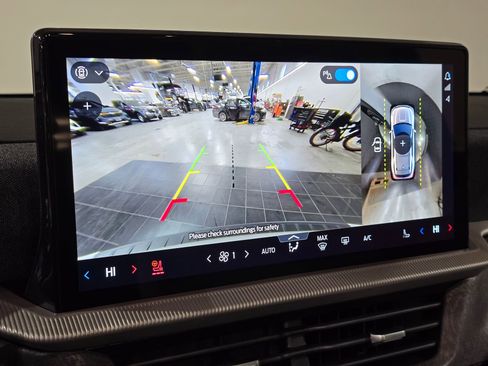 New 2026 Ford Explorer Platinum w/ LUX Leather Package image 31