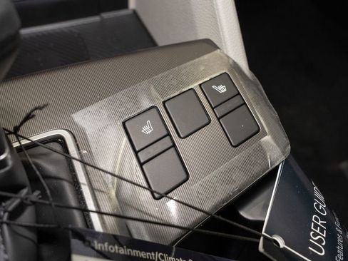 New 2026 Kia Sportage EX image 17