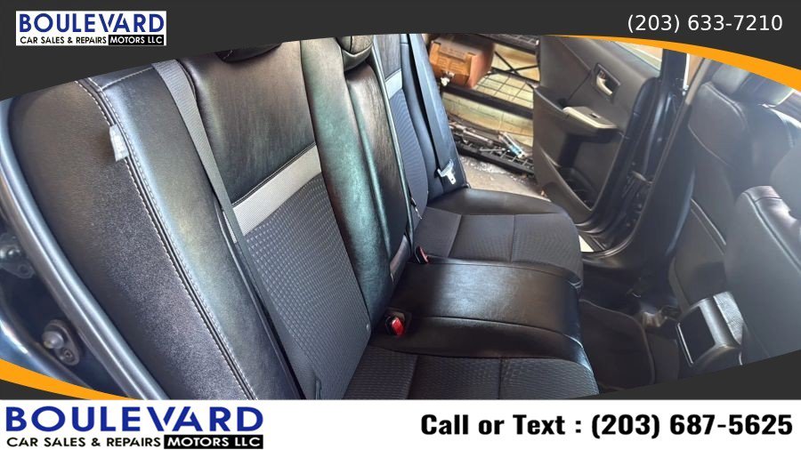 Used 2012 Toyota Camry SE FWD image 27