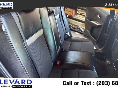Used 2012 Toyota Camry SE FWD image 27