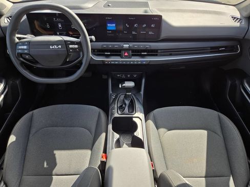 Used 2025 Kia K4 FWD image 25