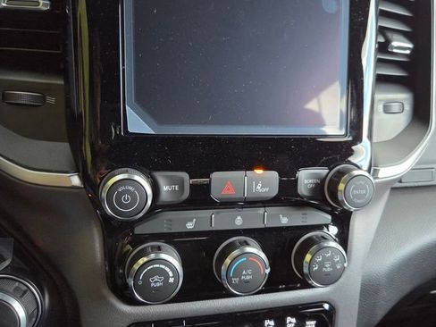 Used 2026 RAM 1500 Big Horn AWD/4WD image 17