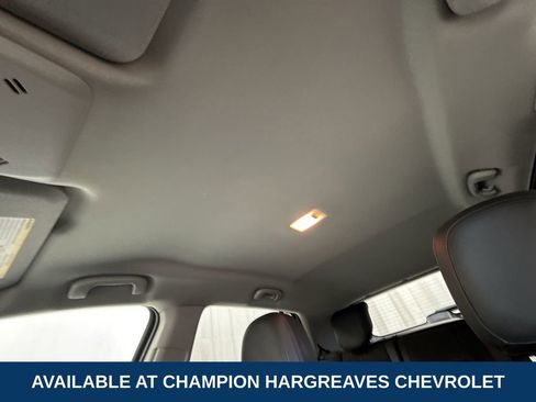 Certified 2022 Chevrolet Trax LT w/ LT Convenience Package AWD/4WD image 25