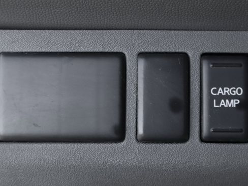 Used 2018 Nissan Frontier S image 23