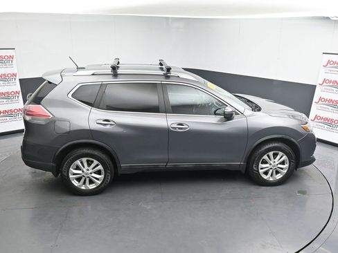 Used 2015 Nissan Rogue SV w/ SV Premium Package image 32