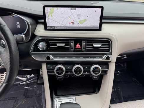 Used 2023 Genesis G70 2.0T w/ Sport Prestige Package image 25