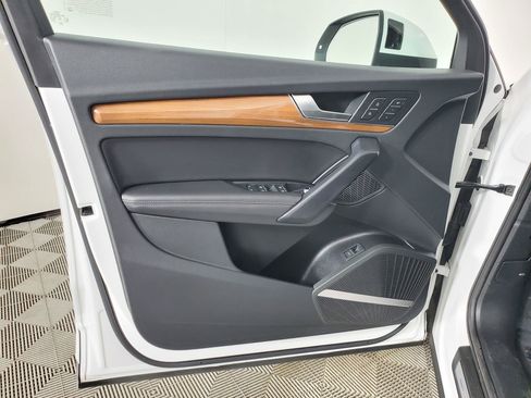 Certified 2023 Audi Q5 2.0T Premium Plus image 22