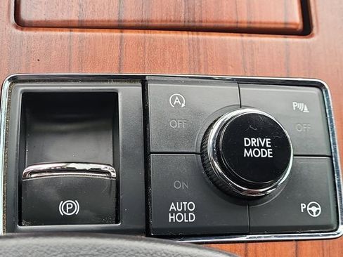 Used 2021 Lincoln Navigator Reserve image 27