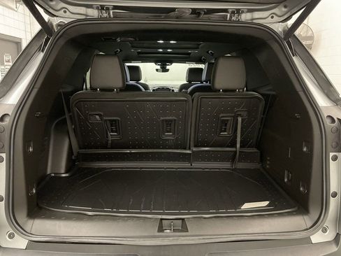Used 2023 Chevrolet Traverse RS w/ LPO, Floor Liner Package image 21