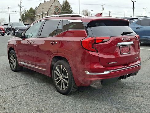 Used 2019 GMC Terrain Denali w/ Advanced Safety Package image 4