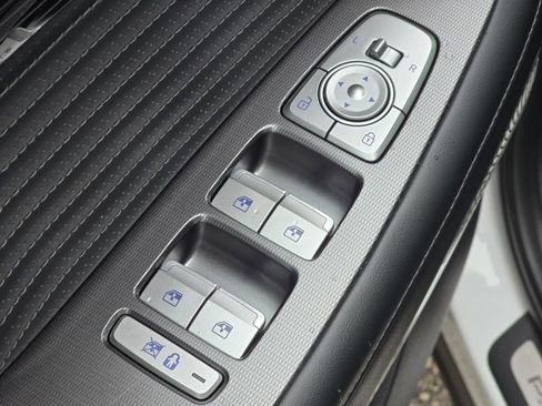 Used 2024 Hyundai Palisade Calligraphy image 26